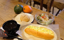 ハチカフェ犬山【愛知県・犬山市】